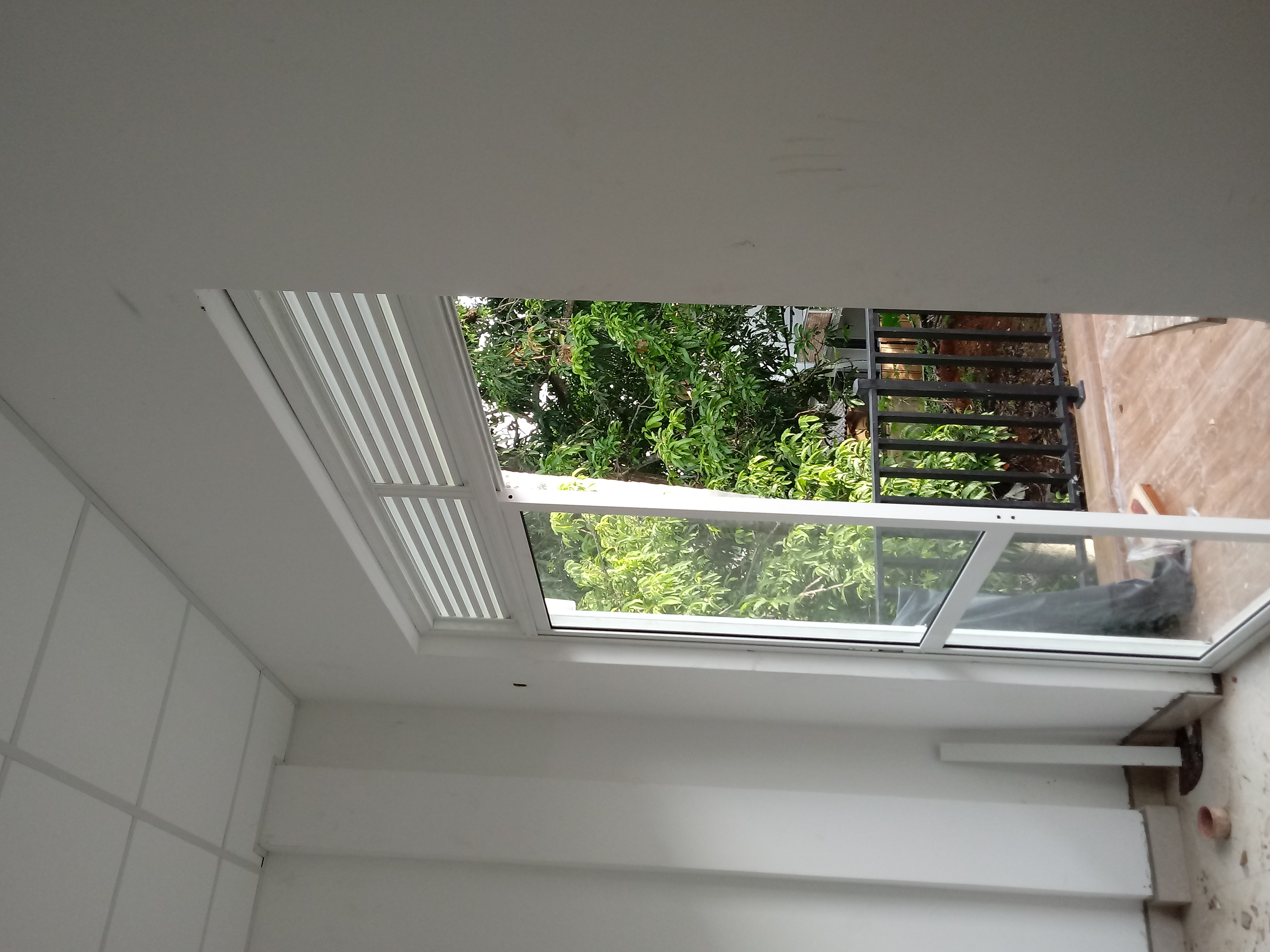 Sliding Windows (R) (P01) photo 5