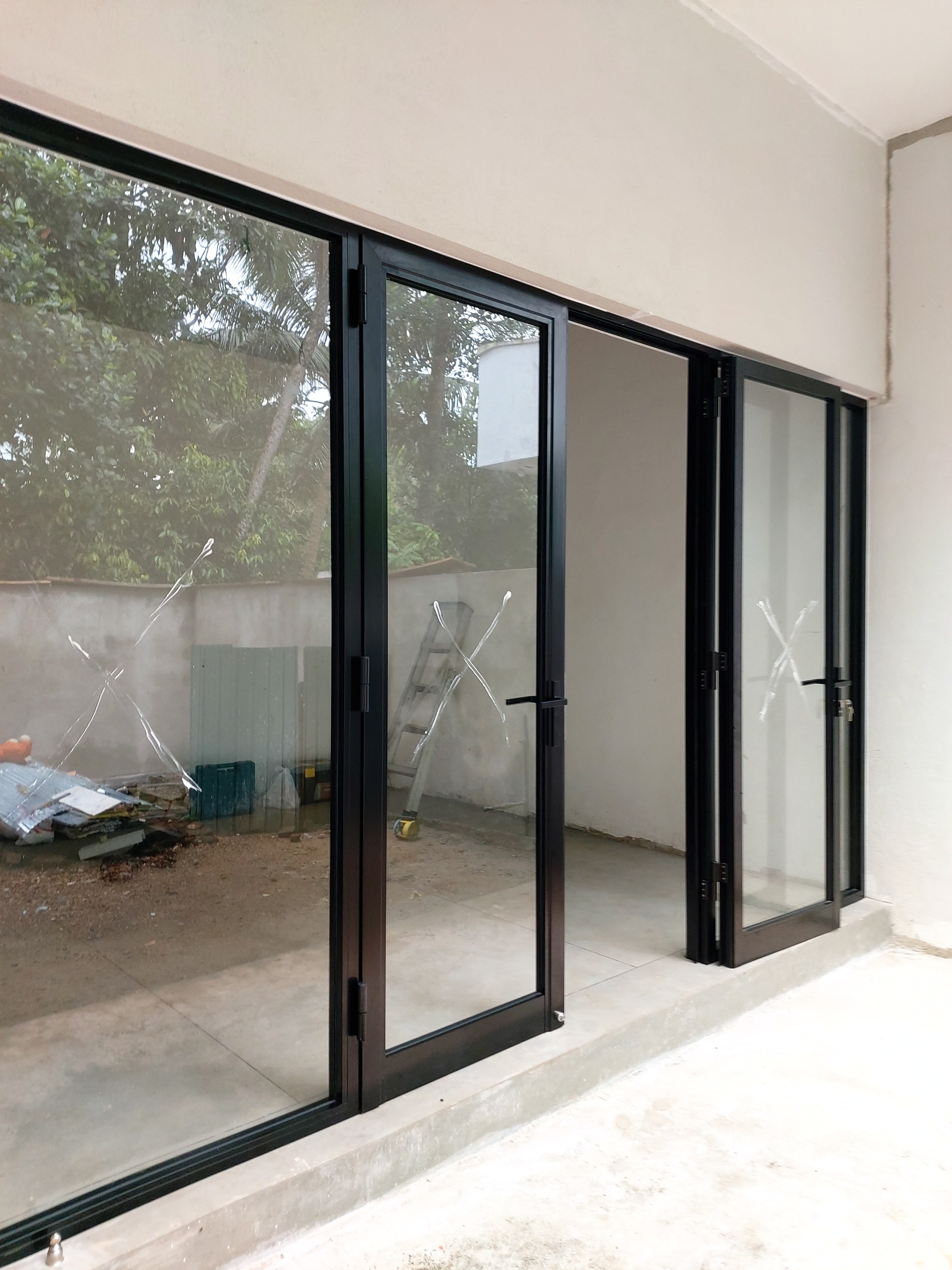 C_ Groove Doors (R) (P02) photo 2