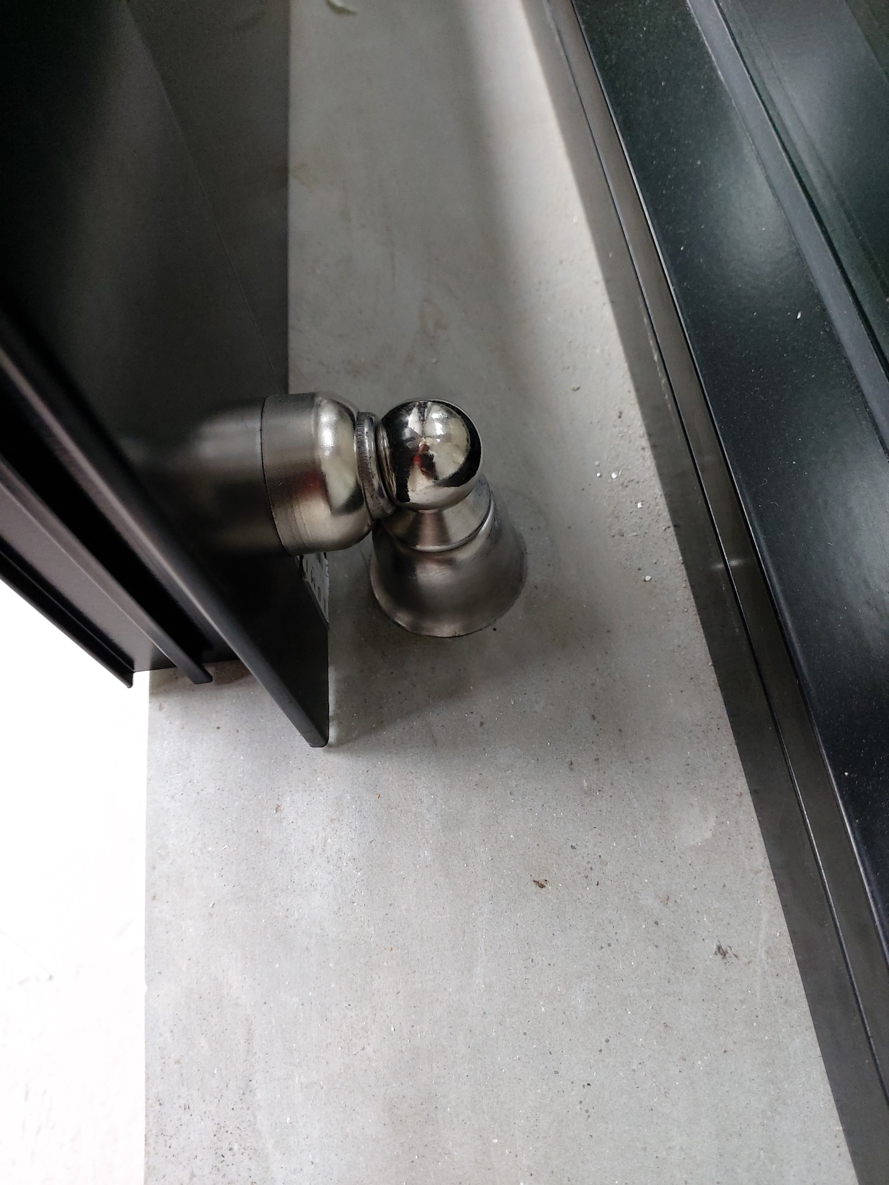 C_ Groove Doors (R) (P02) photo 3