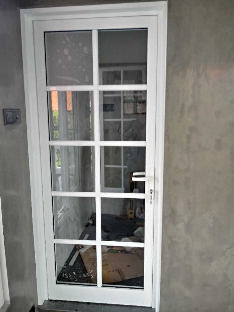 C_ Groove Doors (R) (P03) photo 2