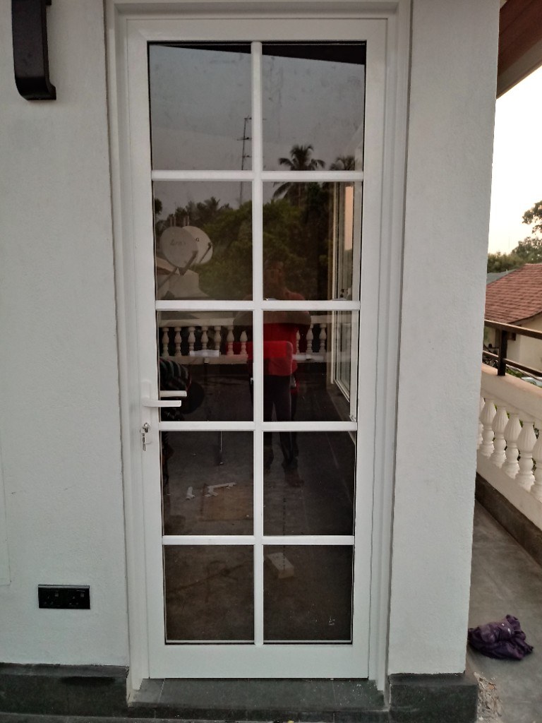 C_ Groove Doors (R) (P03) photo 4